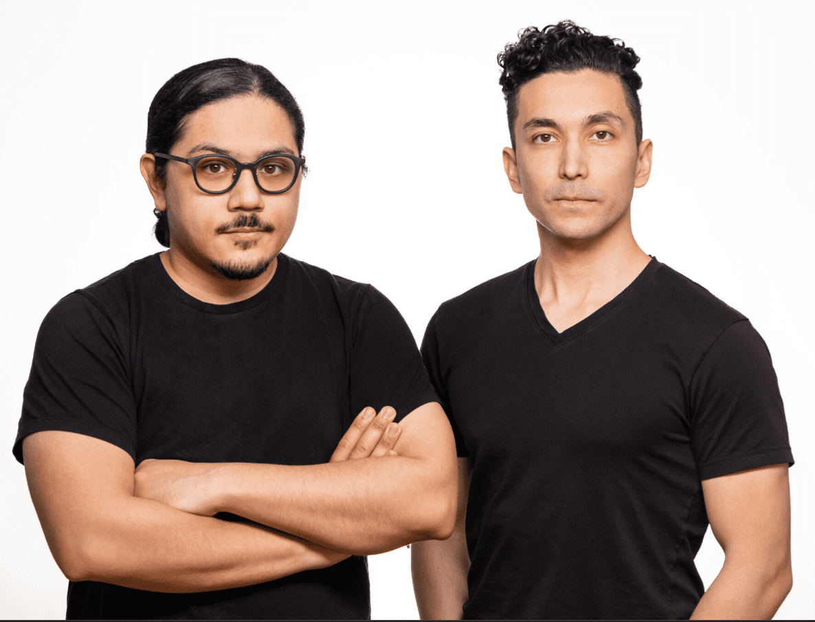 Homeostasis co-founders Julien Lombardi and Makoto Eyre, showcasing their carbon capture and conversion technology that transforms CO₂ into graphite.