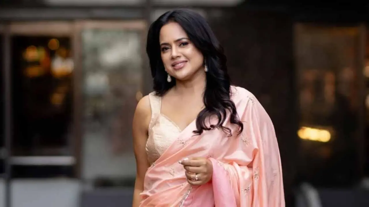 Sameera Reddy: Sameera Reddy Age, Net Worth, Movies, Husband, Children and Latest News (2025)